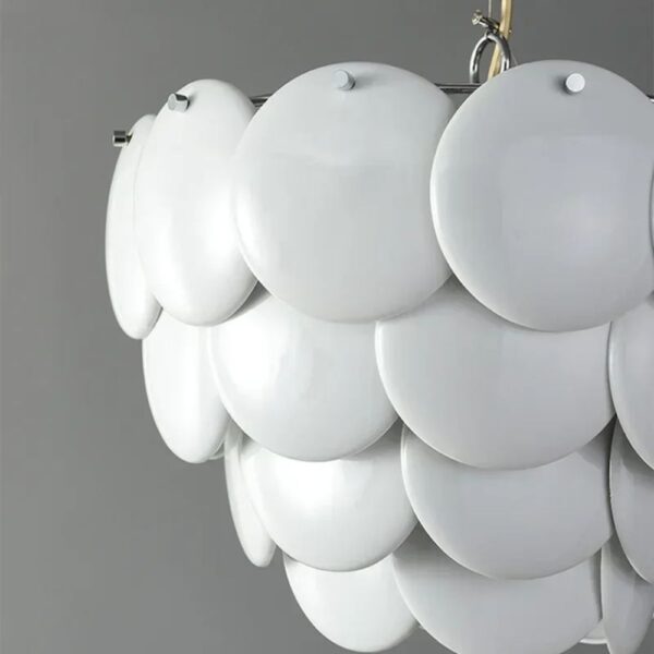 Lustre année 50 en céramique sur fond gris