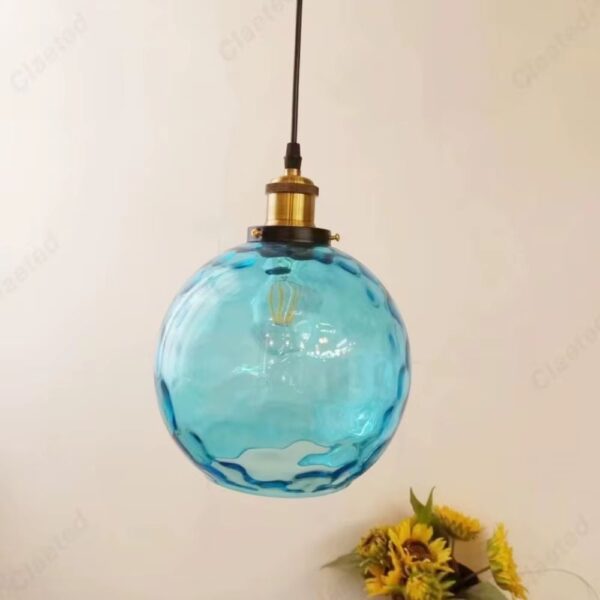 Lustre bleu épuré