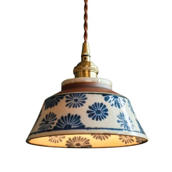 Lustre céramique motif floral sur fond blanc