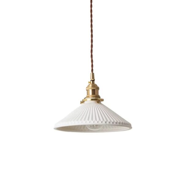 Lustre céramique raffiné sur fond blanc