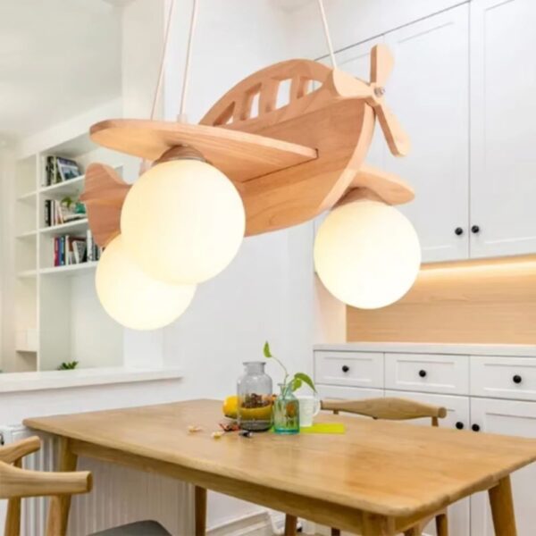 Lustre chambre enfant avion en bois