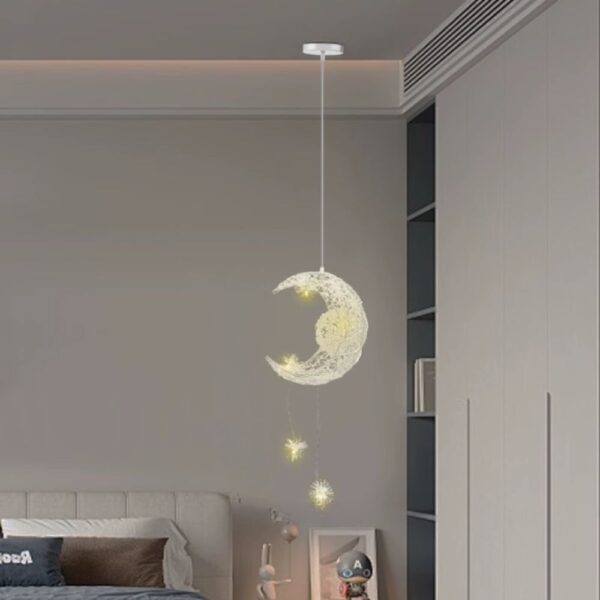 Lustre chambre enfant lune étoilée