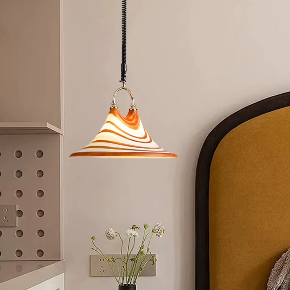 Lustre chapeau coloré et créatif