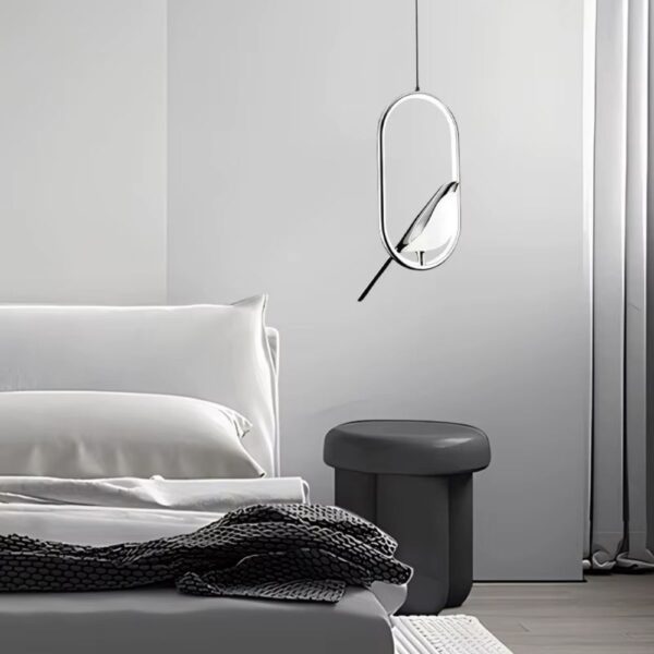 Lustre chic et design en aluminium dans une chambre