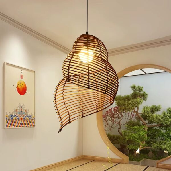 Lustre coquillage artisanal en bambou