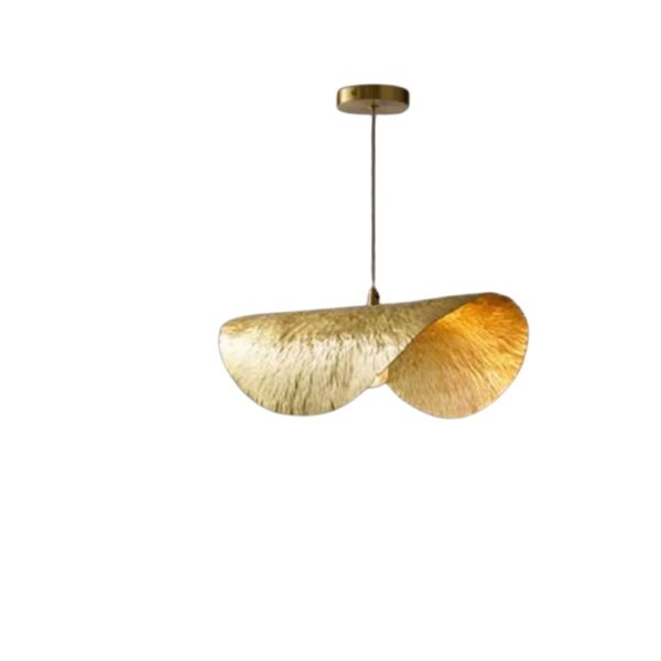 Lustre cuivre design de chapeau sur fond blanc