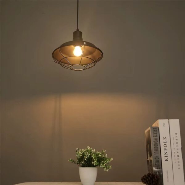 Lustre industriel style américain