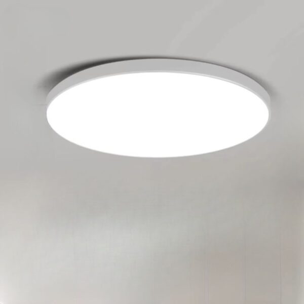 Lustre led minimaliste sur fond gris