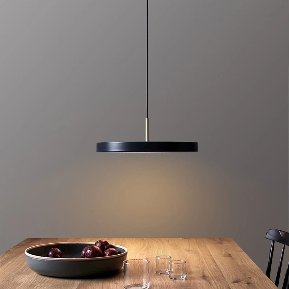 Lustre minimaliste design circulaire