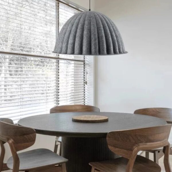 Lustre scandinave en tissu feutré