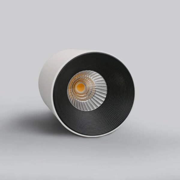 Lustre spot cylindrique et épuré